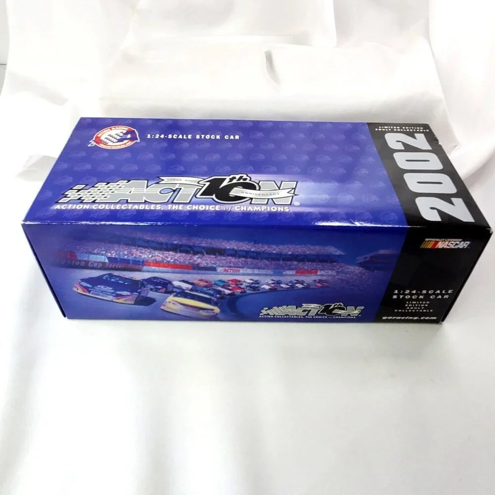 Kevin Harvick #29 2002 GM Goodwrench Service Monte Carlo 1:24 Limited 1 of 3144